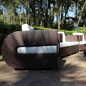 Conjunto de Sofá e Poltronas Itapema.