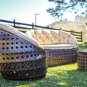 JG de Sofá com Poltronas e Mesa de Centro